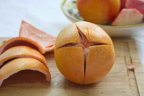 peeledGrapefruit