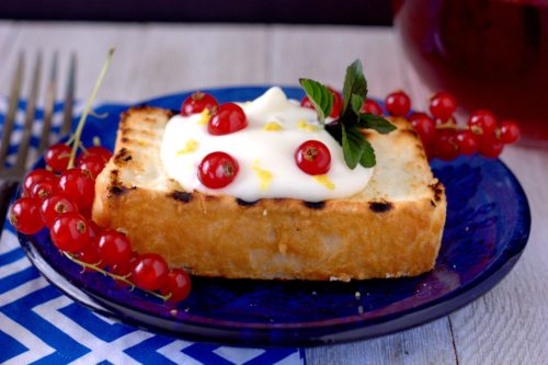 Lemon and Currant Angel Food Cake